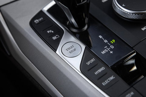 BMW 3 Serie Touring 330e High Executive LED / DEALER ONDERHOUDEN / CAMERA / CARPLAY / PHEV
