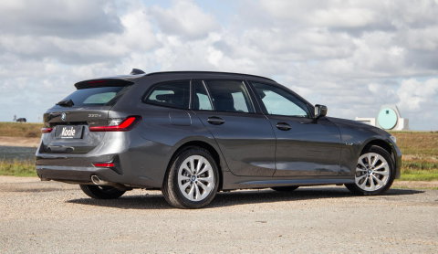 BMW 3 Serie Touring 330e High Executive LED / DEALER ONDERHOUDEN / CAMERA / CARPLAY / PHEV