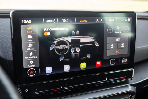 CUPRA Leon 1.4i Plug-In Hybrid SPORTSTOURER / CARPLAY / CAMERA / KUIP STOELEN / PERFECT ONDERHOUDEN
