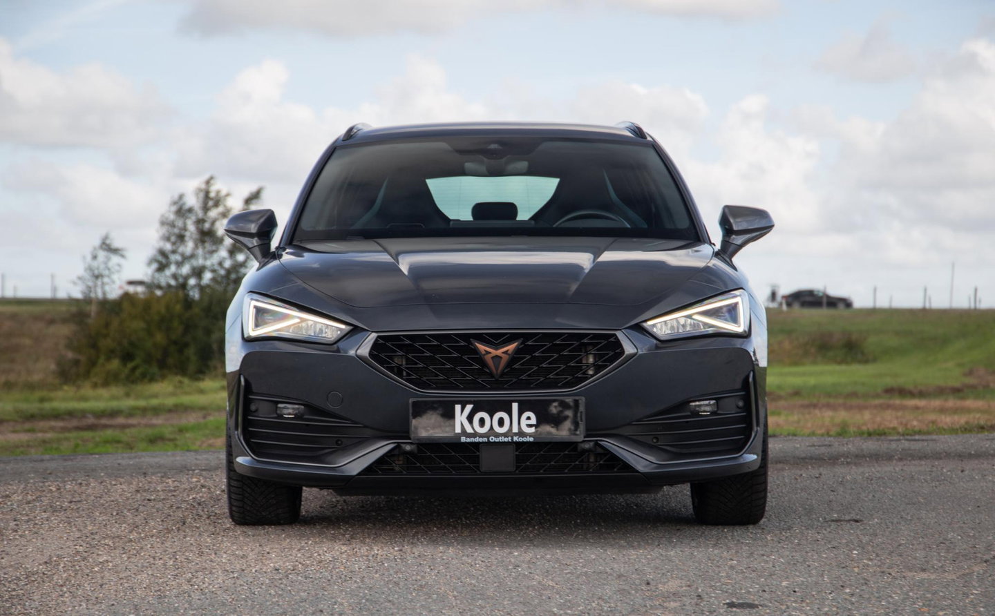 CUPRA Leon 1.4i Plug-In Hybrid SPORTSTOURER / CARPLAY / CAMERA / KUIP STOELEN / PERFECT ONDERHOUDEN