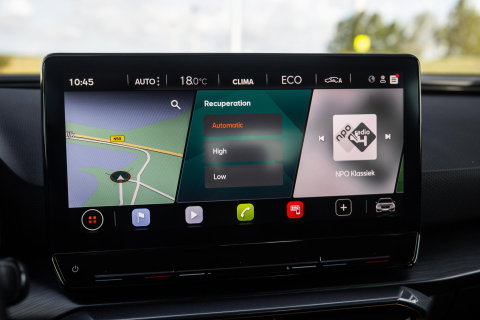CUPRA Leon 1.4i Plug-In Hybrid SPORTSTOURER / CARPLAY / CAMERA / KUIP STOELEN / PERFECT ONDERHOUDEN