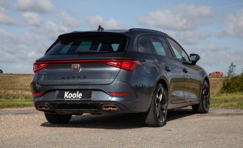 CUPRA Leon 1.4i Plug-In Hybrid SPORTSTOURER / CARPLAY / CAMERA / KUIP STOELEN / PERFECT ONDERHOUDEN