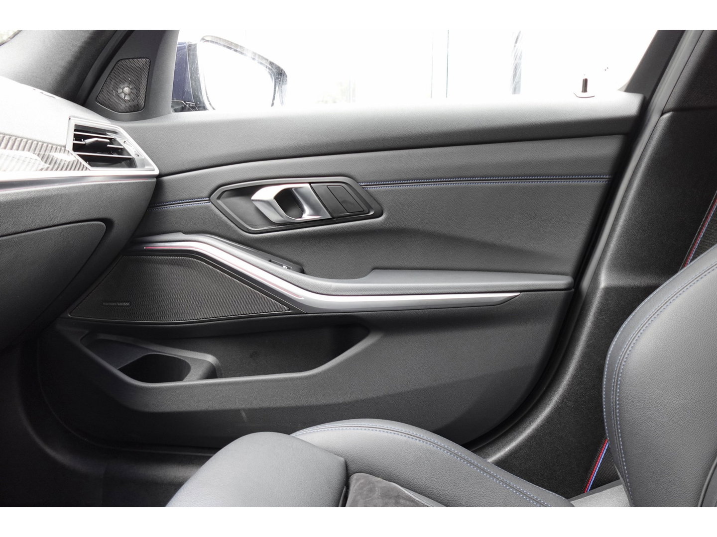 BMW 3 Serie Touring 330e xDrive M SPORT PANO 360 CAM VOL