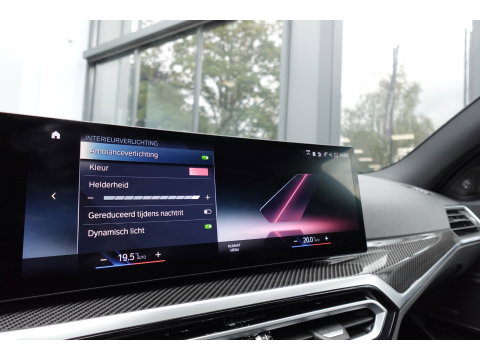 BMW 3 Serie Touring 330e xDrive M SPORT PANO 360 CAM VOL