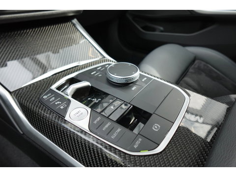 BMW 3 Serie Touring 330e xDrive M SPORT PANO 360 CAM VOL
