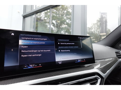 BMW 3 Serie Touring 330e xDrive M SPORT PANO 360 CAM VOL