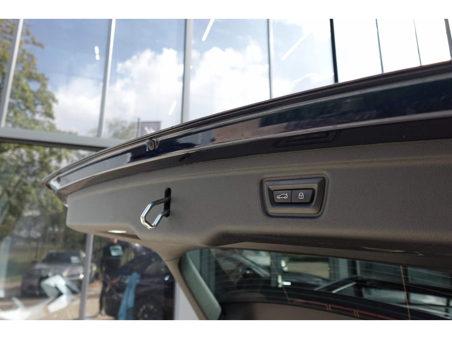 BMW 3 Serie Touring 330e xDrive M SPORT PANO 360 CAM VOL
