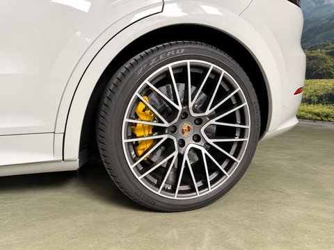Porsche Cayenne Coupé 3.0 E-Hybrid Keramisch l bose l sport Design | sport Chrome l pano