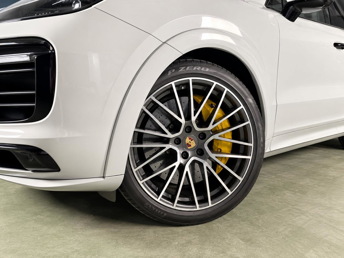 Porsche Cayenne Coupé 3.0 E-Hybrid Keramisch l bose l sport Design | sport Chrome l pano