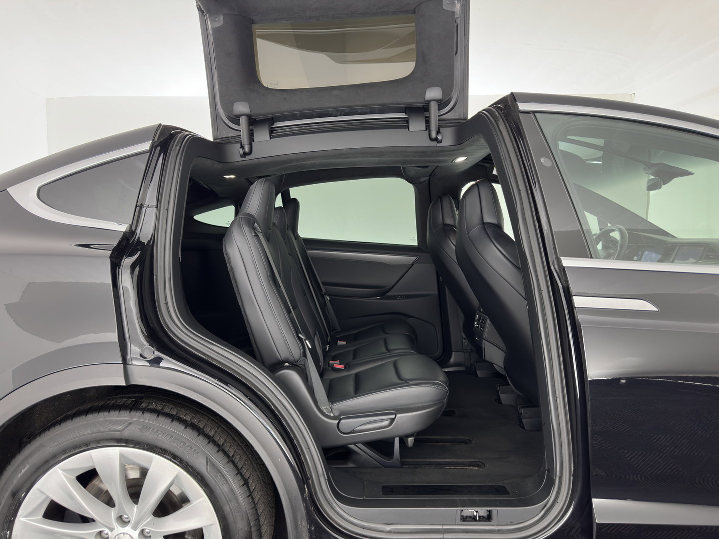 Tesla Model X 75D Base ( 7-Pers. ) [3-Fase-17kW] {SoH-84%} (INCL-BTW) Aut. *PANO | LEATHER | NAVI-FULLMAP | FULL-LED | AIRSUSPENSION | DIGI-COCKPIT | CCS-FASTLOADER | KEYLESS | DAB+ | HEATED-SPORTSEATS | PRIVACY-GLASS | AUTOPILOT |  20"A