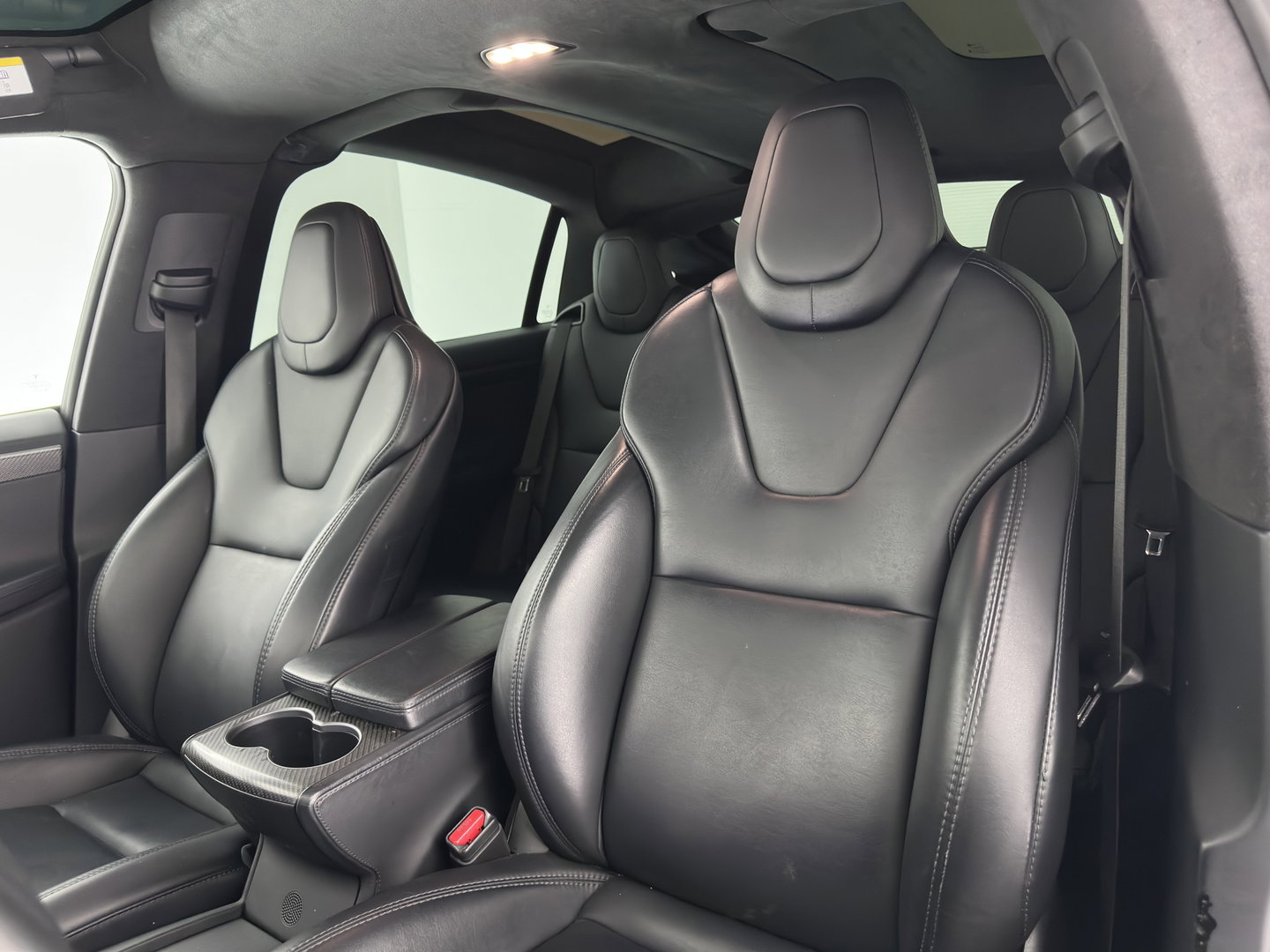 Tesla Model X 75D Base ( 7-Pers. ) [3-Fase-17kW] {SoH-84%} (INCL-BTW) Aut. *PANO | LEATHER | NAVI-FULLMAP | FULL-LED | AIRSUSPENSION | DIGI-COCKPIT | CCS-FASTLOADER | KEYLESS | DAB+ | HEATED-SPORTSEATS | PRIVACY-GLASS | AUTOPILOT |  20"A