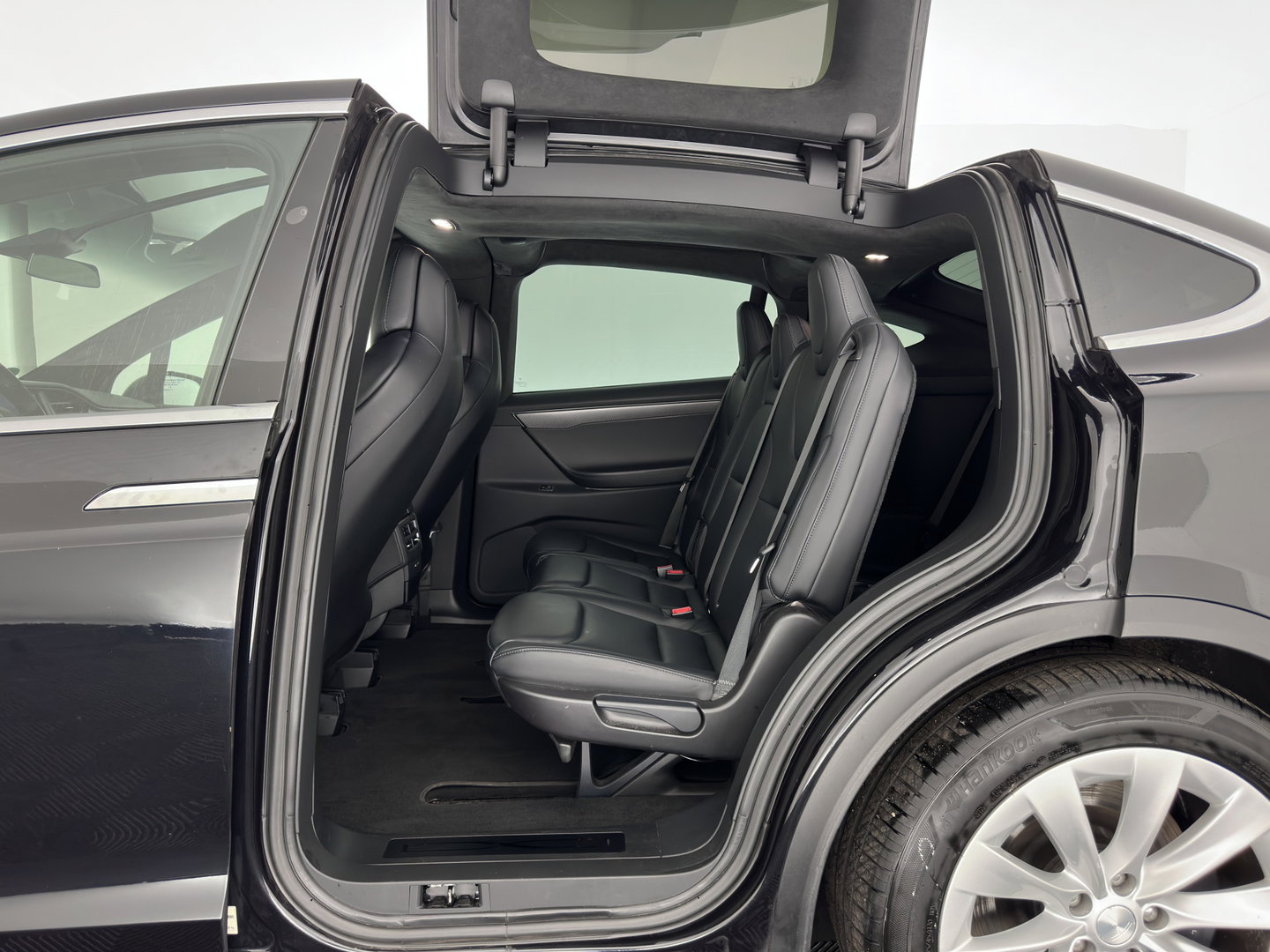 Tesla Model X 75D Base ( 7-Pers. ) [3-Fase-17kW] {SoH-84%} (INCL-BTW) Aut. *PANO | LEATHER | NAVI-FULLMAP | FULL-LED | AIRSUSPENSION | DIGI-COCKPIT | CCS-FASTLOADER | KEYLESS | DAB+ | HEATED-SPORTSEATS | PRIVACY-GLASS | AUTOPILOT |  20"A