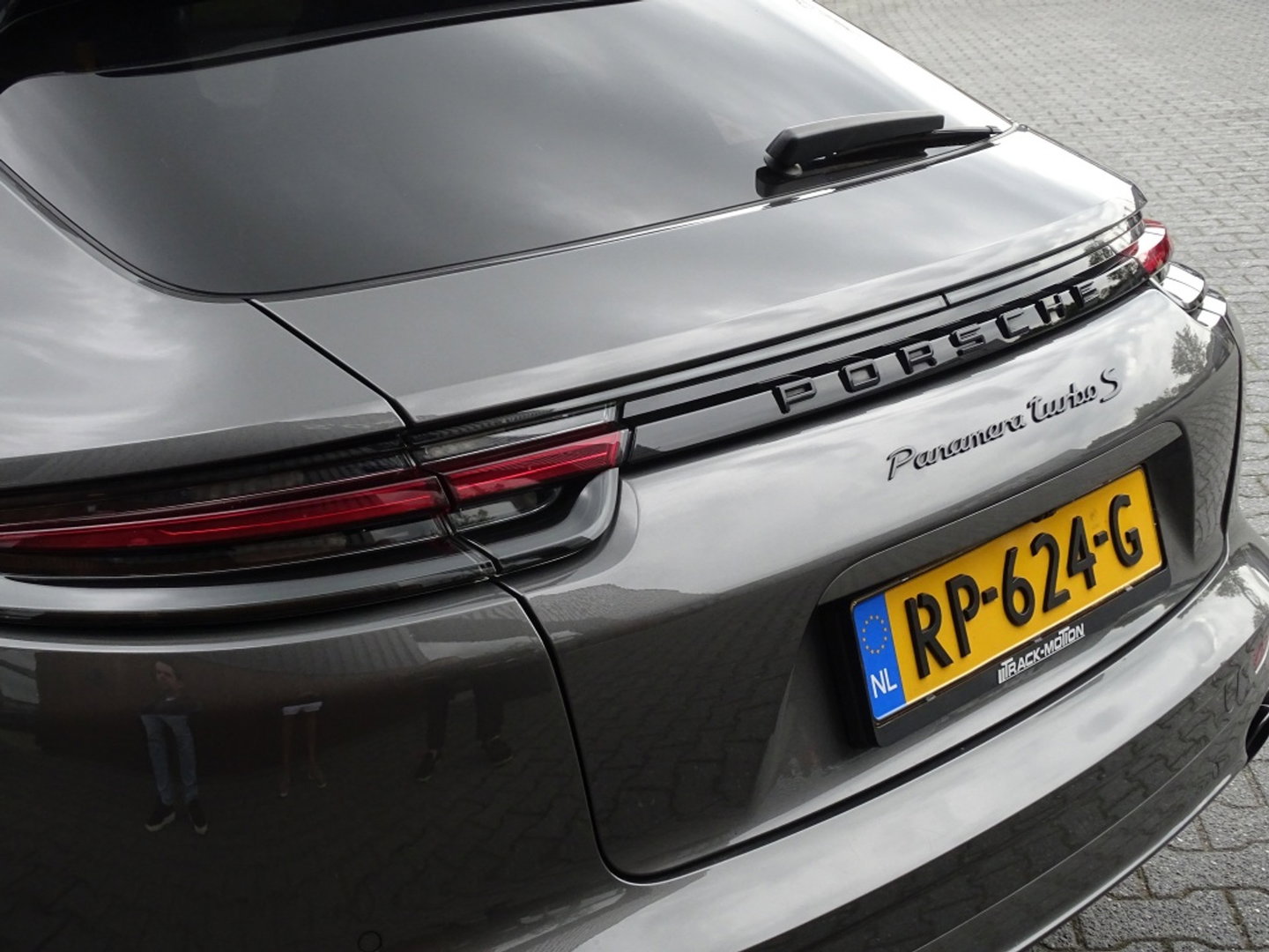 Porsche Panamera Sport Turismo 4.0 Turbo S E-Hybrid 680PK / Ceramic / Sports Chrono / Sport Design