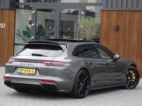 Porsche Panamera Sport Turismo 4.0 Turbo S E-Hybrid 680PK / Ceramic / Sports Chrono / Sport Design