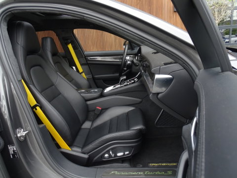 Porsche Panamera Sport Turismo 4.0 Turbo S E-Hybrid 680PK / Ceramic / Sports Chrono / Sport Design