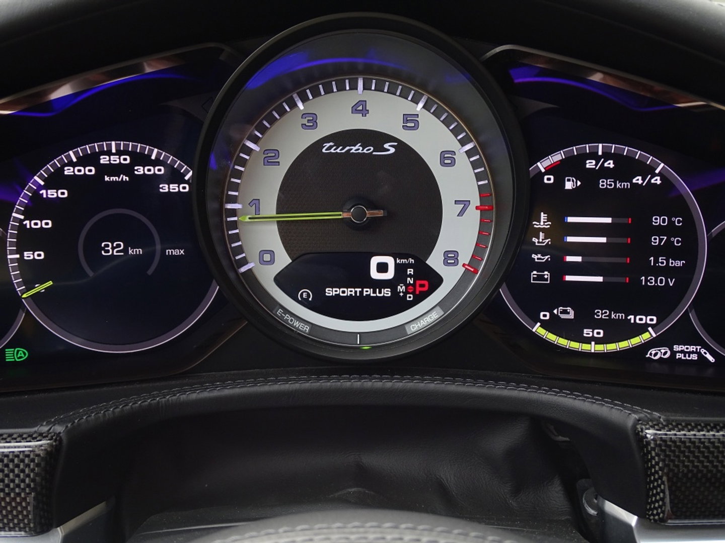 Porsche Panamera Sport Turismo 4.0 Turbo S E-Hybrid 680PK / Ceramic / Sports Chrono / Sport Design