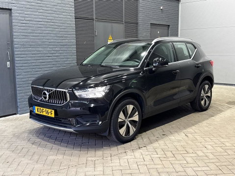 Volvo XC40 1.5 T4 Inscription Expression | Camera | Cruise Control | Keyless | Navigatie | High Performance Sound | Apple CarPlay | 18 Inch
