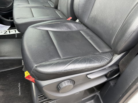 Mercedes-Benz Vito 119 CDI 190pk automaat Lang L2H1 / vaste prijs rijklaar € 19.650 ex btw / euro 6 / bpm vrij / leer / lease vanaf € 331 / airco / cruise / navigatie / trekhaak 2500 kg !