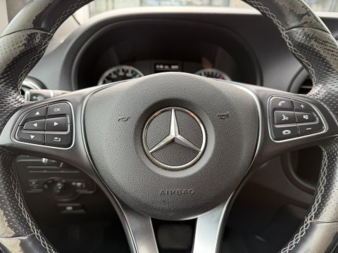 Mercedes-Benz Vito 119 CDI 190pk automaat Lang L2H1 / vaste prijs rijklaar € 19.650 ex btw / euro 6 / bpm vrij / leer / lease vanaf € 331 / airco / cruise / navigatie / trekhaak 2500 kg !