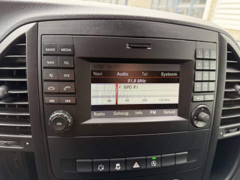 Mercedes-Benz Vito 119 CDI 190pk automaat Lang L2H1 / vaste prijs rijklaar € 19.650 ex btw / euro 6 / bpm vrij / leer / lease vanaf € 331 / airco / cruise / navigatie / trekhaak 2500 kg !