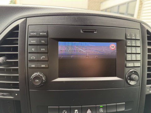 Mercedes-Benz Vito 119 CDI 190pk automaat Lang L2H1 / vaste prijs rijklaar € 19.650 ex btw / euro 6 / bpm vrij / leer / lease vanaf € 331 / airco / cruise / navigatie / trekhaak 2500 kg !
