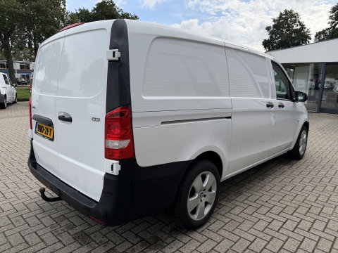 Mercedes-Benz Vito 119 CDI 190pk automaat Lang L2H1 / vaste prijs rijklaar € 19.650 ex btw / euro 6 / bpm vrij / leer / lease vanaf € 331 / airco / cruise / navigatie / trekhaak 2500 kg !