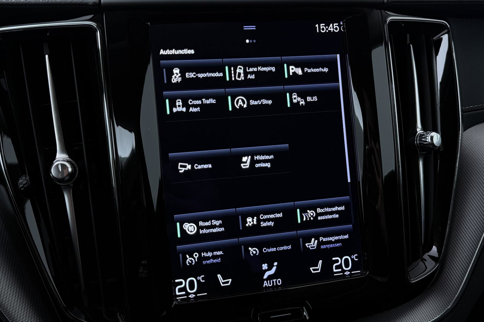 Volvo XC60 B5 Inscription | Trekhaak | Leder | Stoel- Stuurverwarming | BLIS | Keyless | Stoelgeheugen