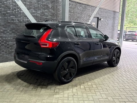 Volvo XC40 2.0 B3 Plus Black Edition | Harman/Kardon | Camera | Stoel+Stuurverwarming | Memory | Keyless | 20 Inch
