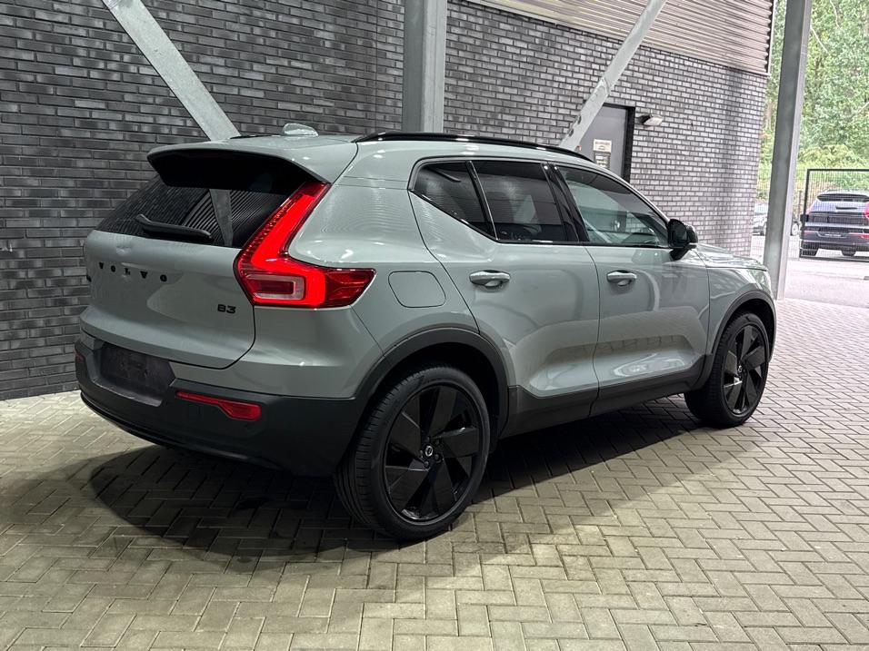 Volvo XC40 2.0 B3 Plus Black Edition | Harman/Kardon | Pilot Assist | Camera | BLIS | Memory | Stoel+Stuurverwarming | Keyless | ACC | 20 Inch