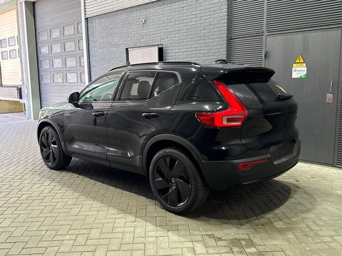 Volvo XC40 2.0 B3 Plus Black Edition | Harman/Kardon | Pilot Assist | Camera | BLIS | Memory | Stoel+Stuurverwarming | Keyless | ACC | 20 Inch