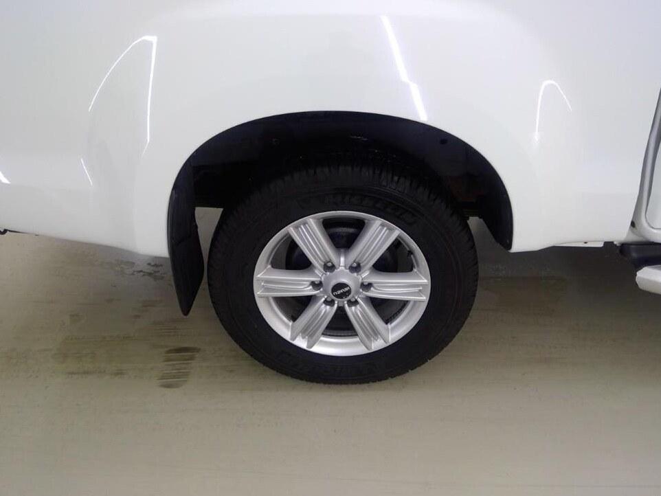 Isuzu D-Max 1.9 Extended Cab 3500KG TREKHAAK EURO 6