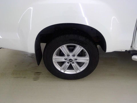Isuzu D-Max 1.9 Extended Cab 3500KG TREKHAAK EURO 6