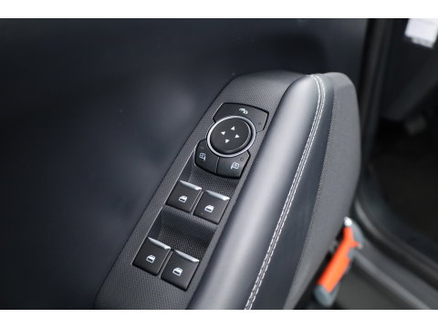 Ford Mustang Mach-E RWD 75 kWh | Rijklaar! | Adapt. Cruise | Keyless | Leder | Stoel- stuurverw. | Camera | Dodehoek | Apple CarPlay