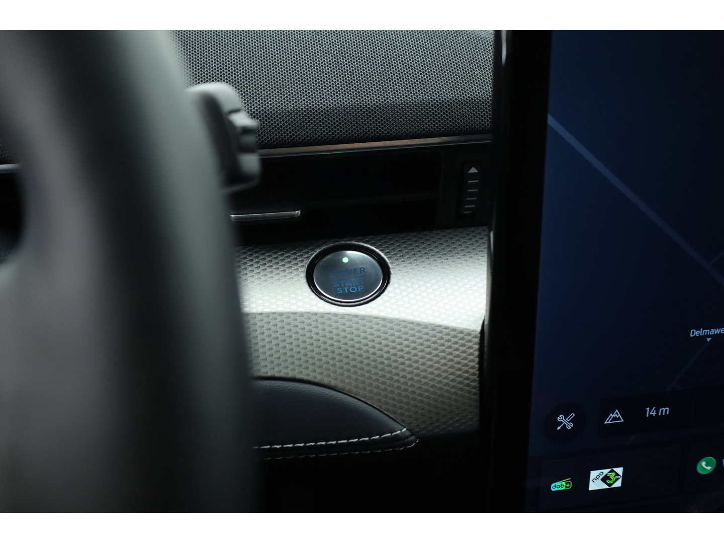 Ford Mustang Mach-E RWD 75 kWh | Rijklaar! | Adapt. Cruise | Keyless | Leder | Stoel- stuurverw. | Camera | Dodehoek | Apple CarPlay
