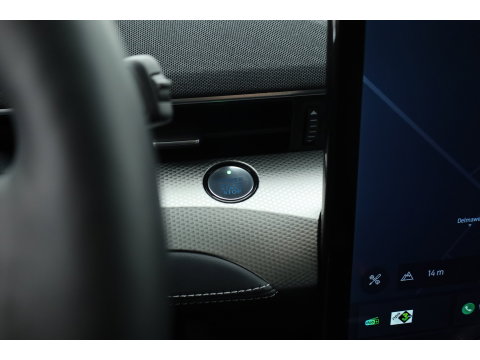 Ford Mustang Mach-E RWD 75 kWh | Rijklaar! | Adapt. Cruise | Keyless | Leder | Stoel- stuurverw. | Camera | Dodehoek | Apple CarPlay