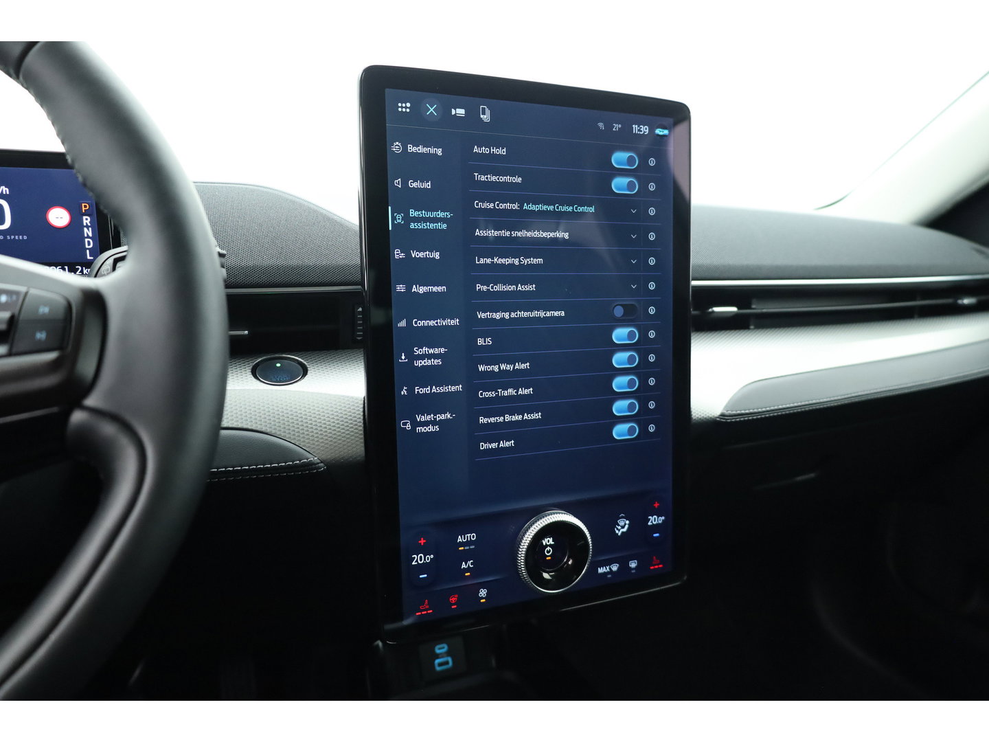 Ford Mustang Mach-E RWD 75 kWh | Rijklaar! | Adapt. Cruise | Keyless | Leder | Stoel- stuurverw. | Camera | Dodehoek | Apple CarPlay