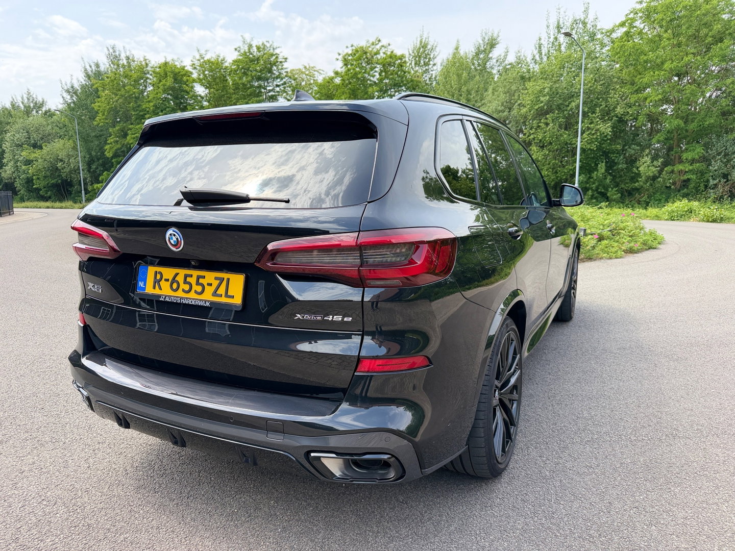 BMW X5 X-Drive 45e M-50 Jaar Edition Panoramadak Luchtvering 22"Lm Org-Ned Dealer Auto