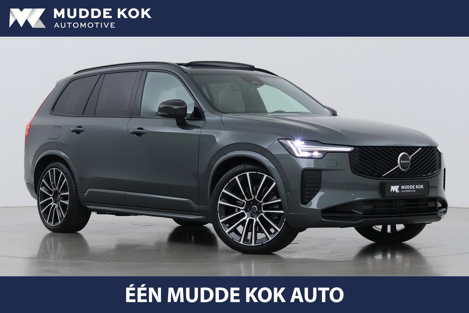 Volvo XC90 T8 Ultra Dark | Bowers&Wilkins | Luchtvering | Panoramadak | 360° Camera | Trekhaak | Massage+Ventilatie | Head-Up | 22 Inch