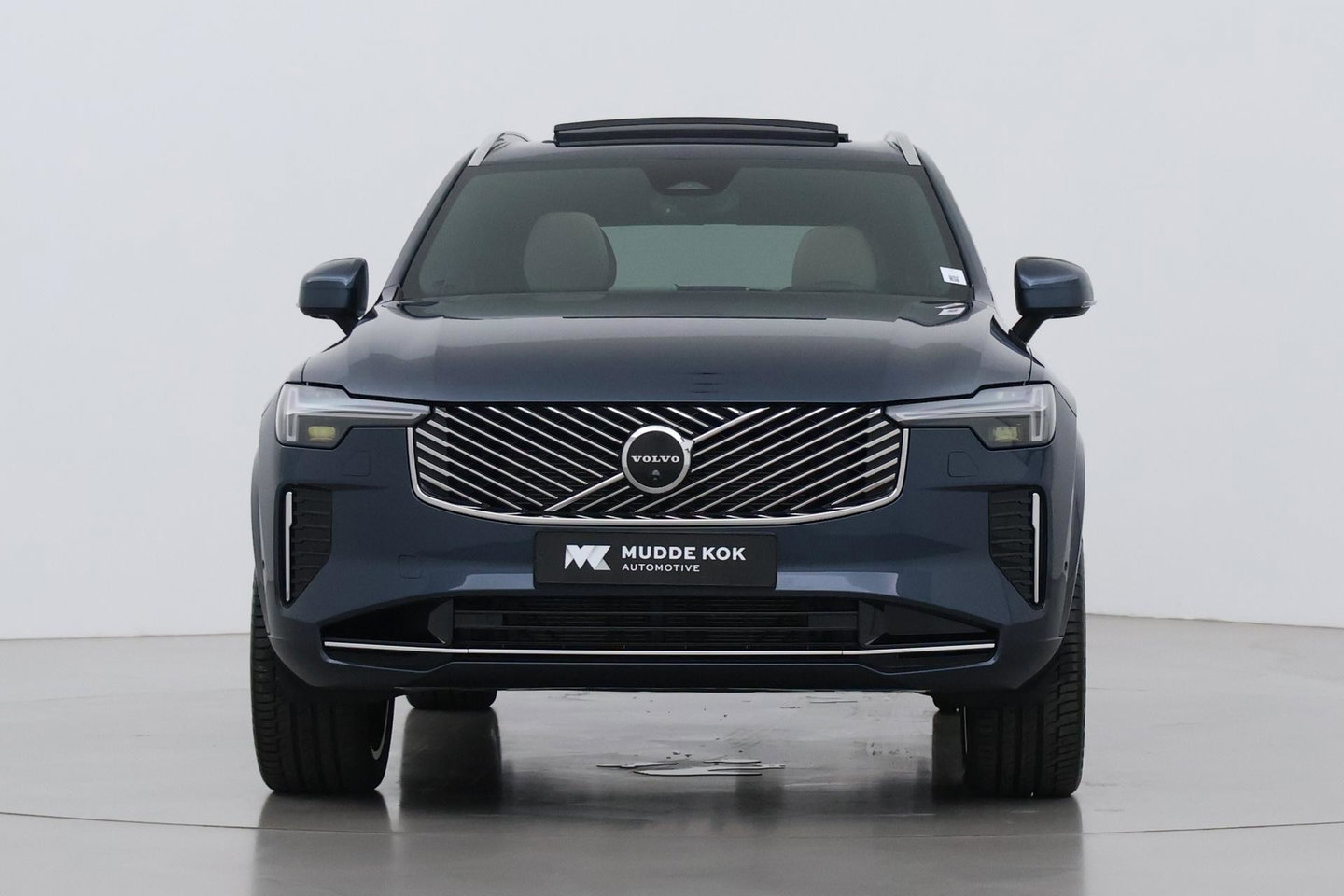 Volvo XC90 T8 Ultra Bright | MY27 | Harman/Kardon | Trekhaak | Panoramadak | 360° Camera | Head-Up | ACC | 21 Inch