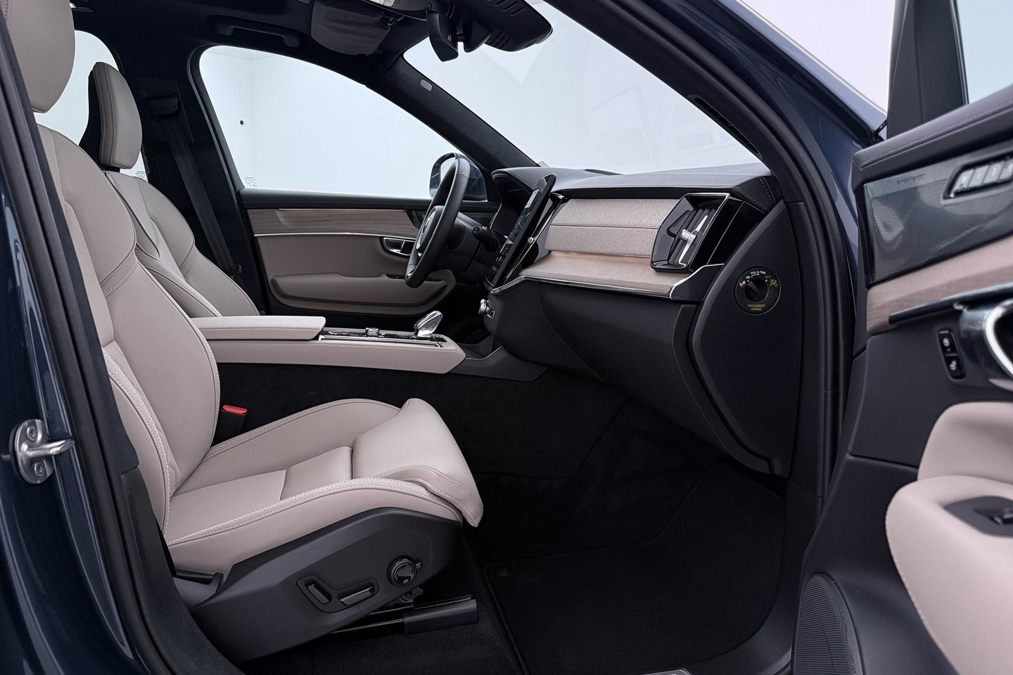 Volvo XC90 T8 Ultra Bright | MY27 | Harman/Kardon | Trekhaak | Panoramadak | 360° Camera | Head-Up | ACC | 21 Inch