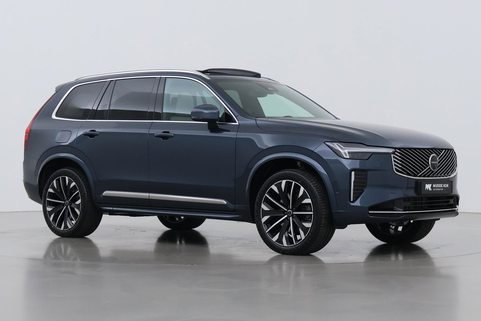 Volvo XC90 T8 Ultra Bright | MY27 | Harman/Kardon | Trekhaak | Panoramadak | 360° Camera | Head-Up | ACC | 21 Inch