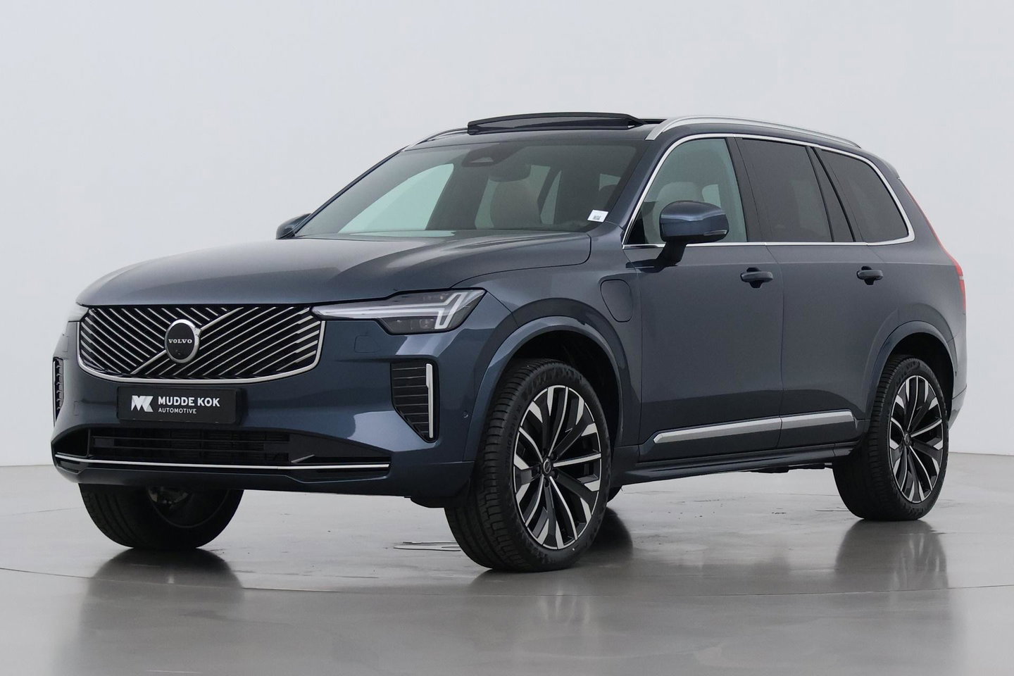 Volvo XC90 T8 Ultra Bright | MY27 | Harman/Kardon | Trekhaak | Panoramadak | 360° Camera | Head-Up | ACC | 21 Inch