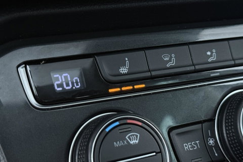 Volkswagen Tiguan 1.5 TSI ACT JOIN | Panoramadak | ACC | Achteruitrijcamera | Stoelverwarming | Navigatie
