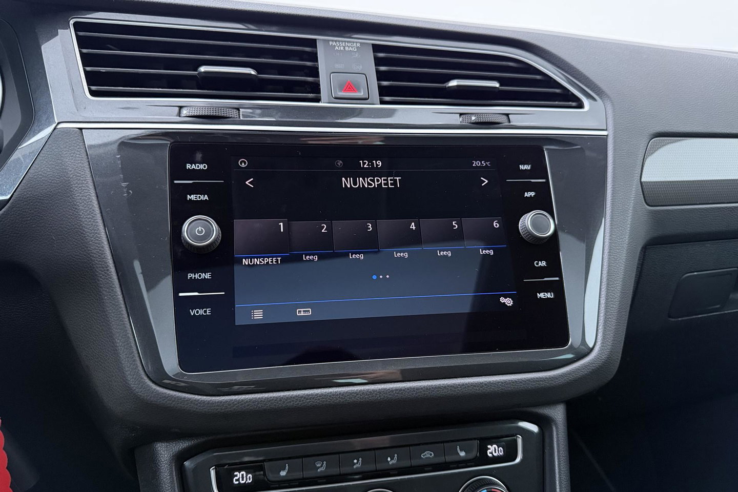 Volkswagen Tiguan 1.5 TSI ACT JOIN | Panoramadak | ACC | Achteruitrijcamera | Stoelverwarming | Navigatie