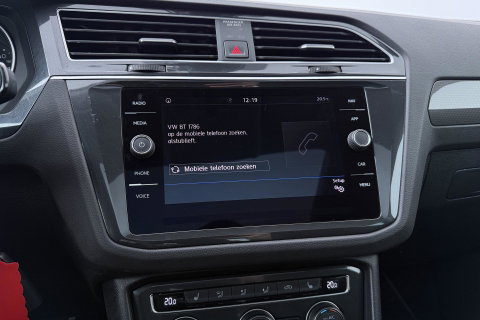 Volkswagen Tiguan 1.5 TSI ACT JOIN | Panoramadak | ACC | Achteruitrijcamera | Stoelverwarming | Navigatie