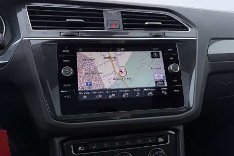Volkswagen Tiguan 1.5 TSI ACT JOIN | Panoramadak | ACC | Achteruitrijcamera | Stoelverwarming | Navigatie