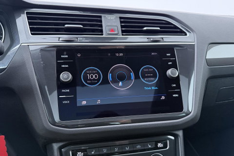 Volkswagen Tiguan 1.5 TSI ACT JOIN | Panoramadak | ACC | Achteruitrijcamera | Stoelverwarming | Navigatie