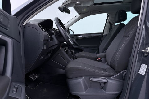 Volkswagen Tiguan 1.5 TSI ACT JOIN | Panoramadak | ACC | Achteruitrijcamera | Stoelverwarming | Navigatie
