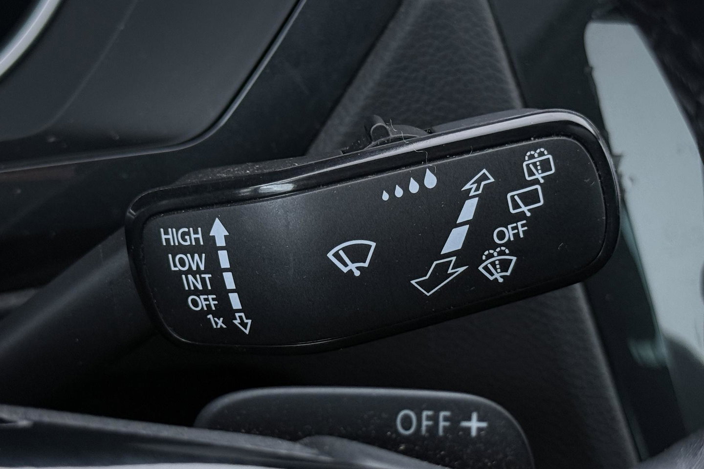 Volkswagen Tiguan 1.5 TSI ACT JOIN | Panoramadak | ACC | Achteruitrijcamera | Stoelverwarming | Navigatie