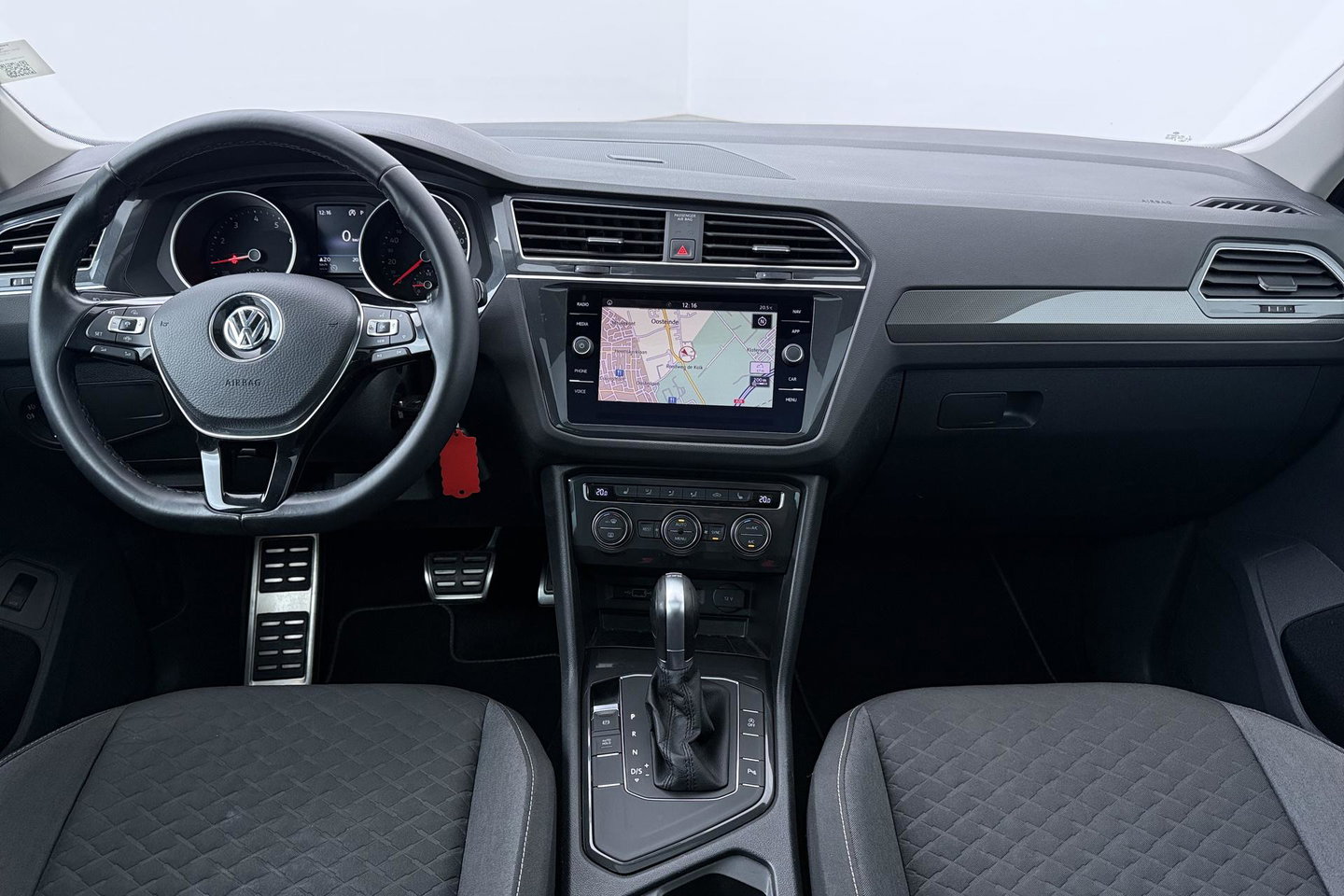 Volkswagen Tiguan 1.5 TSI ACT JOIN | Panoramadak | ACC | Achteruitrijcamera | Stoelverwarming | Navigatie
